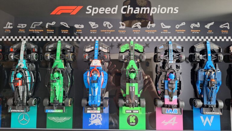 LEGO Speed Champions F1 cars displayed in an ICUANUTY wall frame